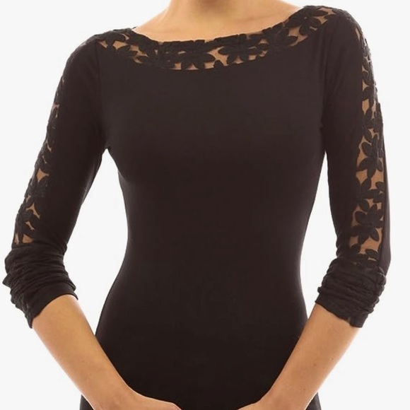 🖤 PattyBoutik Women Boat Neck Lace Inset Long Sleeve Blouse - Picture 4 of 8